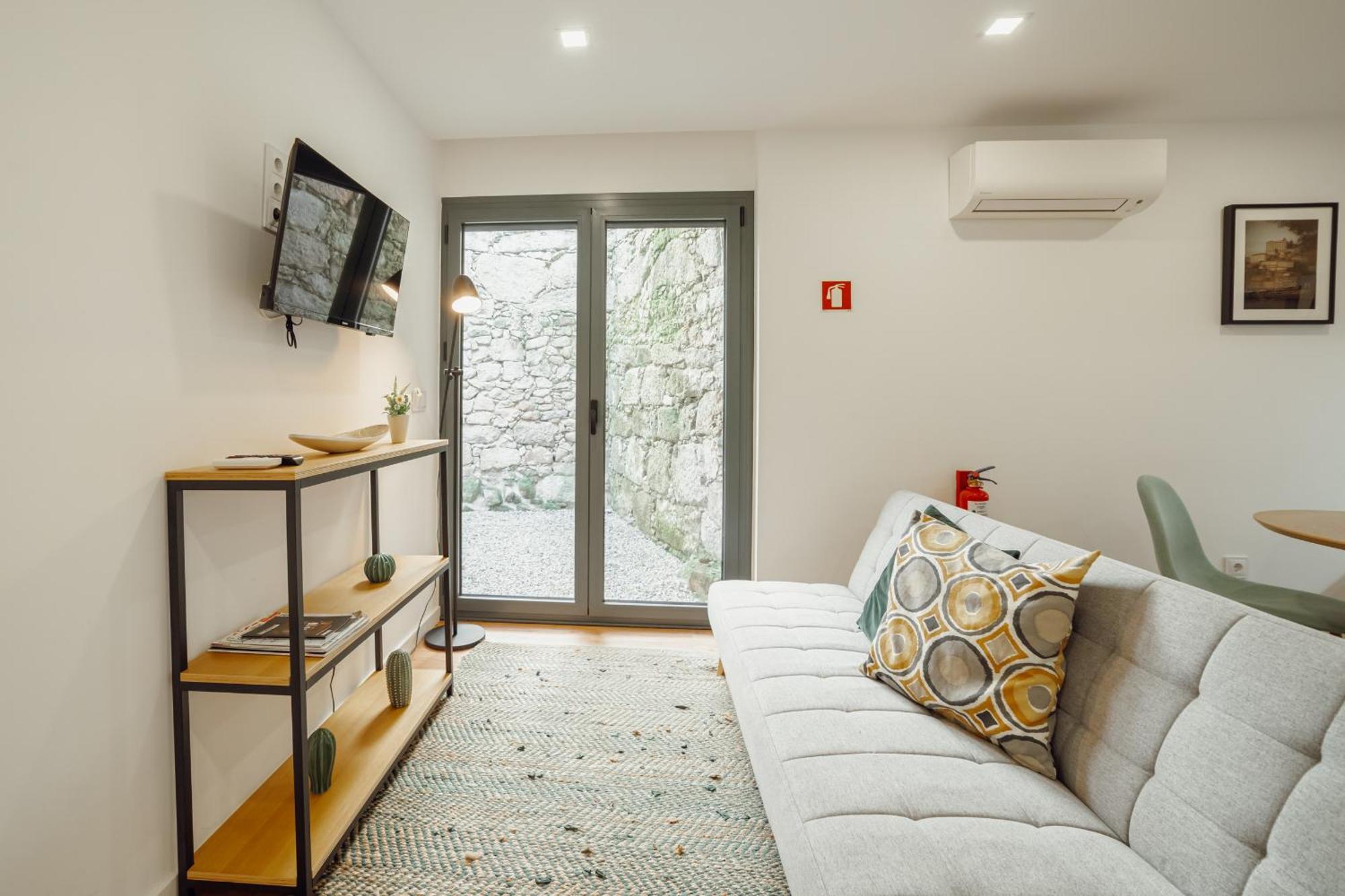 Courtyard Oporto Design Apartments By Vacationy Exterior foto
